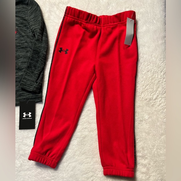 Boys 2 piece Under Armour Set, Size 24 months, NWT! - Picture 3 of 3